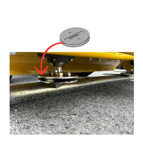 RAMMY brand close-up of a mechanical undercarriage component mounted beneath a yellow machine, with a red arrow pointing to the part and a small circular product inset above. The background is white. 74130988 - BLADE MOUNTING FLANGE - RAMMY PARTS